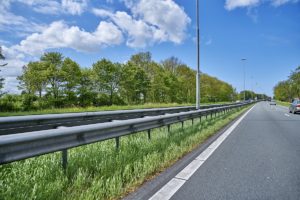 Zabezpieczenie ruchu – jak dbać o bezpieczeństwo na drodze?
